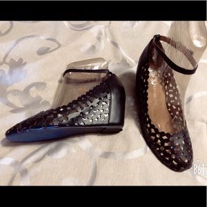 NEW leather cut-out wedges with ankle strap sz7